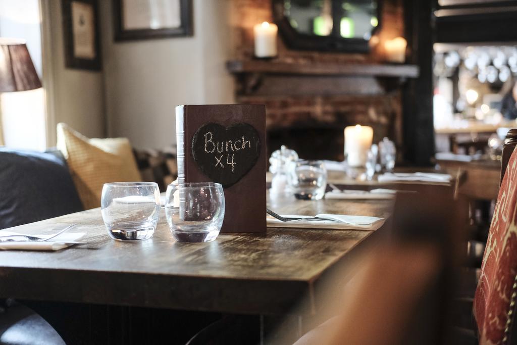 Bull Inn Reading Eksteriør billede