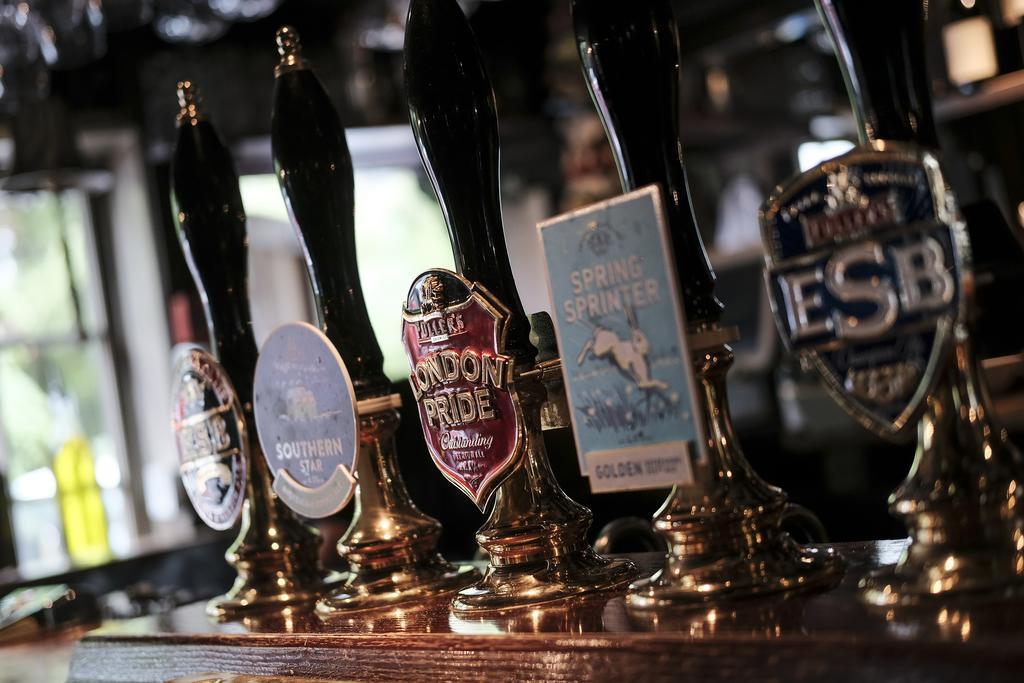 Bull Inn Reading Eksteriør billede